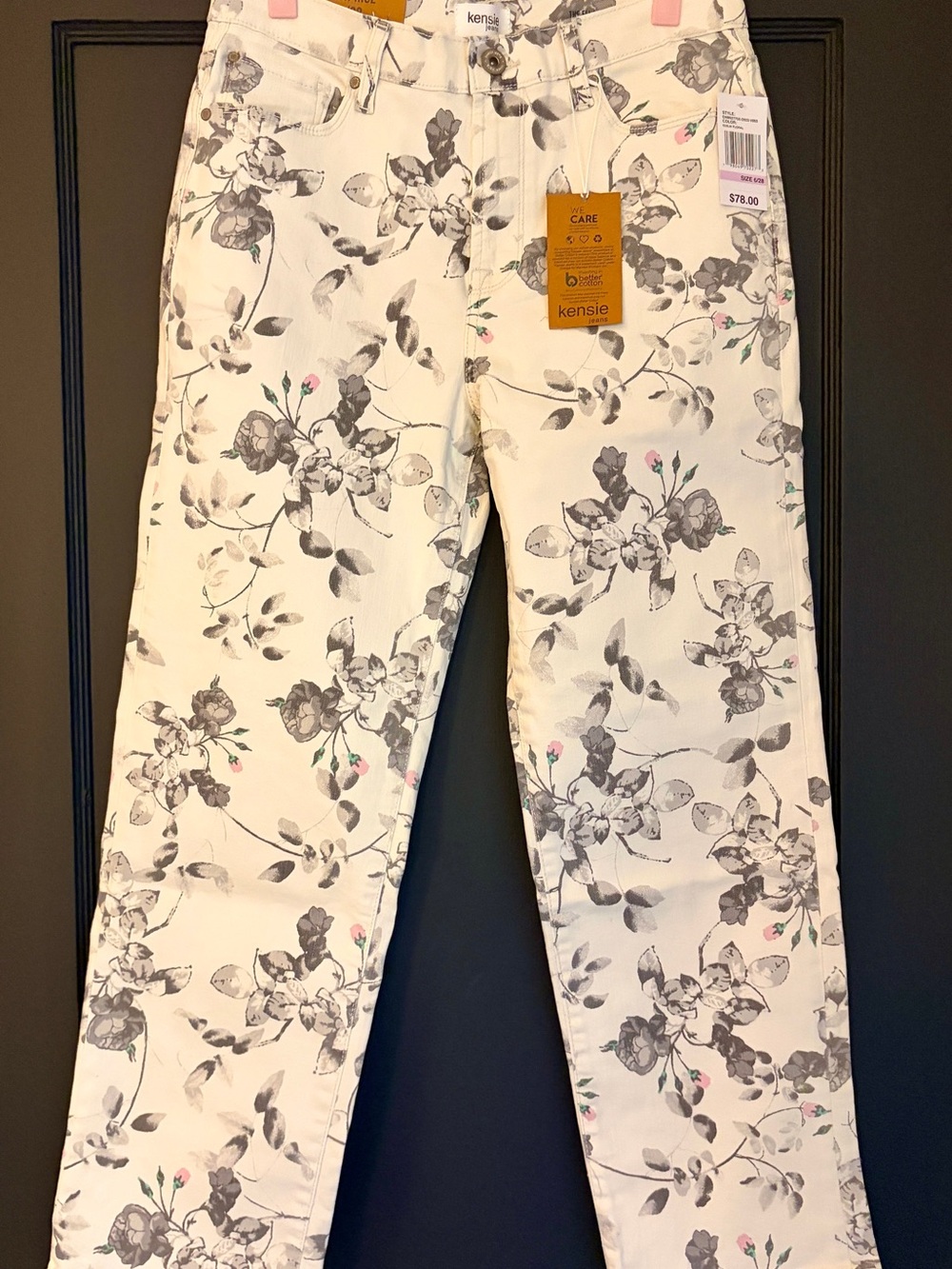 Kensie High Rise Slim Straight Crop Jean NWT - Picture 4 of 10